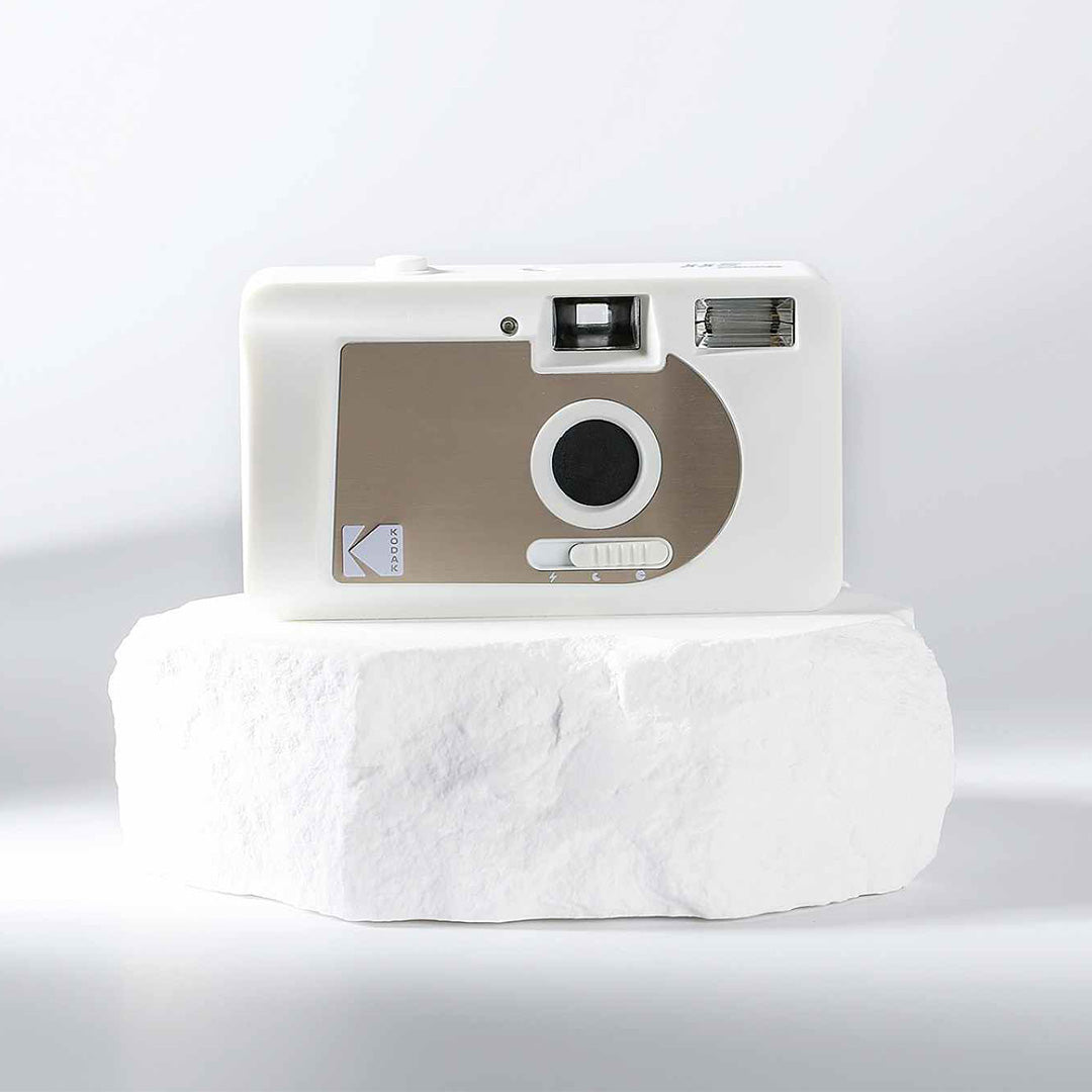 Kodak S88 Linen white camera
